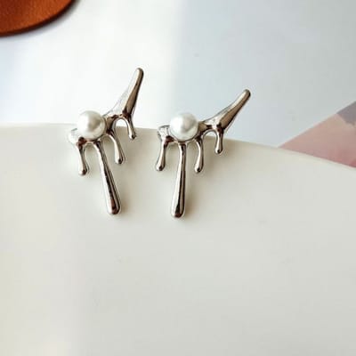 1 Paar Modieus Design Zilverkleurige Onregelmatige Metalen Oorknopjes voor Vrouwen Meisjes Trendy Vierkante Zirkonia Brincos Sieraden gray
