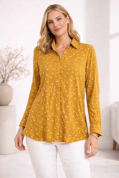 Dames Blouse Okergeel met Witte Print – Maat S/M – Lange Mouwen – Knoopsluiting