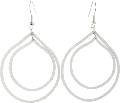 Behave - Oorhangers - Witte druppelvorm - Minimal chic - Zomerstijl