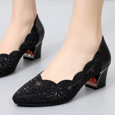 Dames Puntige en Luchtige Ademende Sandalen met Strass Mesh Enkele Schoenen Modieuze en Multifunctionele Hoge Hakken 39 zwart