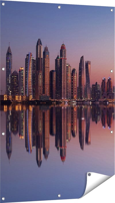 Gards Tuinposter Skyline Dubai Stad bij Zonsondergang - 80x120 cm - Tuindoek - Tuindecoratie - Wanddecoratie buiten - Tuinschilderij