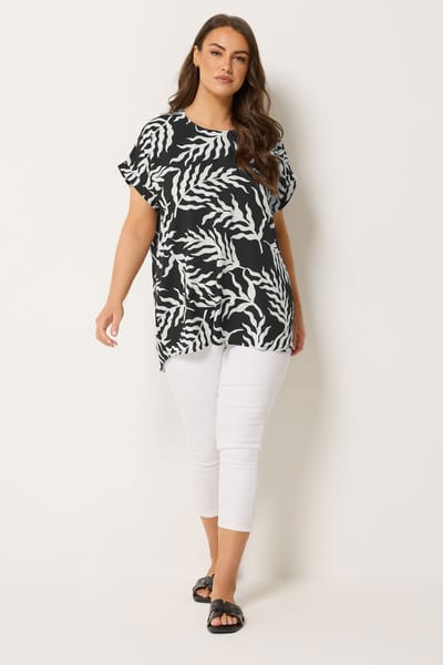 Yours Zwarte Top Met Bladprint Size 42