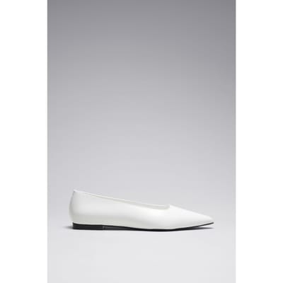 & Other Stories June Ballerina White Maat: 38 | Pumps Outlet | Dames | Wit
