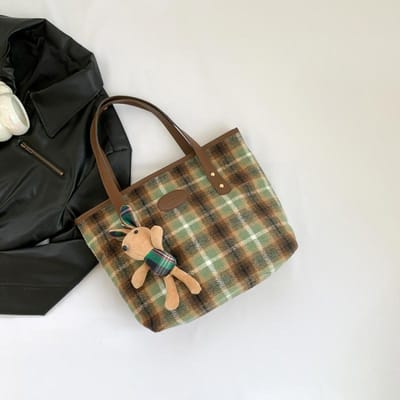 Koreaanse Versie van Mooie Eenvoudige Schoudertas Casual Niche Lente Grote Capaciteit Tas Dames Nieuwe Pendelaar Tote Bag Without pendant brown