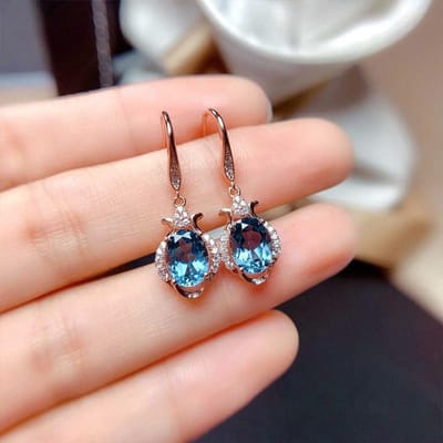 POMOiii Bruiloft Oorbellen Met Ovale Blauwe Zirconia Temperament Vrouwen Dangle Oorbellen Voor Feest Prachtige Gift Mode-sieraden