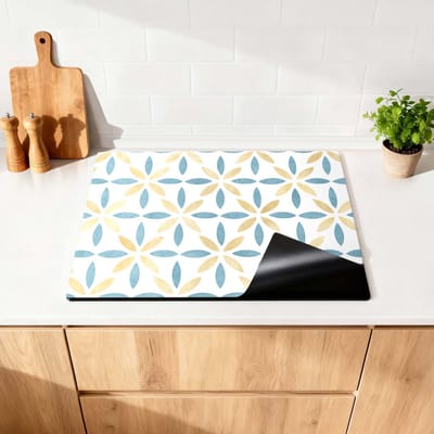 KitchenArt - Petal White Tile - Inductie Beschermer - 62x52 cm - Kookplaat Beschermer - Luxe Afdekplaat Inductieplaat - Anti-slip & Oprolbaar - Beschermmat Inductiekookplaat