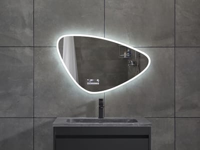 Mawialux LED Badkamerspiegel - Bluetooth en speakers - 80x50cm - Asymmetrisch - Verwarming - Touchscreen - Dimbaar - Catina PLUS