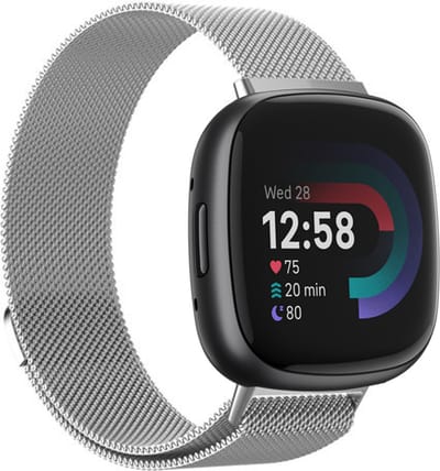 Strap-it Smartwatch bandje - Milanees bandje - geschikt voor Fitbit Versa 4 / Fitbit Sense 2 - zilver - Maat: Maat S