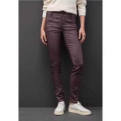 Slim Fit gecoate broek