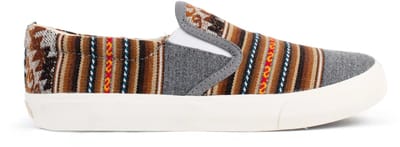 Inkkas London Sky dames Vegan Slip On – comfortabele slip-on sneaker van Peruaanse stof – grijs/taankleur – lichtgewicht & 100% Vegan, maat 37