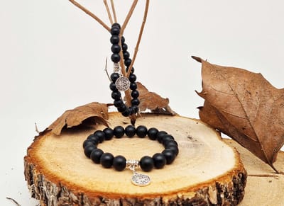 Handgemaakte natuursteen Geluksarmband met hanger "Astrologische Symbolen " Mat zwart onyx" -8 mm diameter van de korrel- Diameter armband 20 cm - Kies je favoriete Astrologische Symbolen - Een mooi cadeau voor familie en vrienden