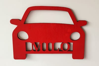 Gepersonaliseerd Houten Auto Naambordje – Voeg Snelheid toe aan de Kinderkamer! - Rood - 15x20cm