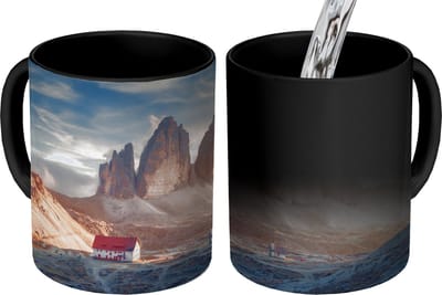 Magische Mok - Foto op Warmte Mokken - Koffiemok - Huis - Bergen - Landschap - Magic Mok - Beker - 350 ML - Theemok