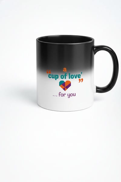 Magische Hittegevoelige Mok "A Cup of Love" met Geometrisch Hart - Verrassend Cadeau