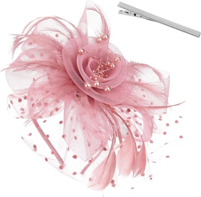 Elegante lichtroze fascinator met bloemen en veer, perfect voor bruiloften, theepartijen en cocktailfeesten voor dames en meisjes