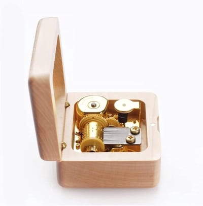 Houten Muziekdoos - Muziekdoosje met Spiegel - Cadeau Geven - Met Spiegel - 6.7 x 6.2 x 4 cm - Houtkleur