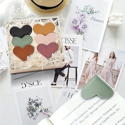 Viwado® - Set van 6 Hoek Boekenleggers - Hartjes van Kunstleer - Handgemaakte Boekaccessoires voor Lezers & Vrouwen