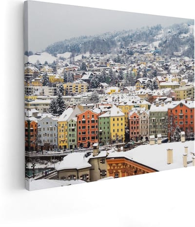 Artaza Canvas Schilderij Skyline Winter - 50x40 cm - Muurdecoratie Stad - Wanddecoratie Bergen - Kamer Accessoires