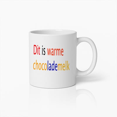 Mok Voor Warme Chocolademelk – Kleurrijke Tekst Koffiebeker Voor Gezellige Drankjes