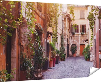 Gards Tuinposter Straatje in Rome met Groene Planten - 180x120 cm - Tuindoek - Tuindecoratie - Wanddecoratie buiten - Tuinschilderij