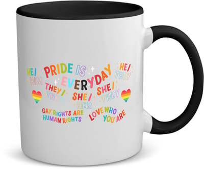 Akyol - lgbtq cadeau - koffiemok - theemok - zwart - Lgbt - queer - pride month - lgbtq vlag - gay pride - met tekst - opdruk - leuke pride spullen - verjaardag - cadeau - gift - 350 ML inhoud