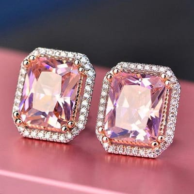 Huitan Romantische Prinses Roze CZ Dames Oorbellen met Steentjes voor Verloving Bruiloft Feest Delicaat Verjaardagscadeau Vrouwen Statement Sieraden Pink gray