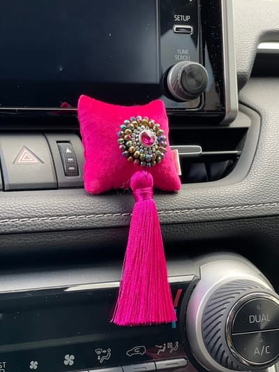 Car perfume handmade crystal decoration burgundy grape scented auto parfum
