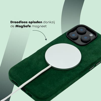 Veltrixx Apple iPhone 14 Pro – Hoesje voor mobiele telefoon – Alcantara case – MagSafe & Shockproof Bescherming – Emerald Green