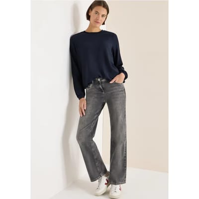 Blouse met gesmockte halslijn
