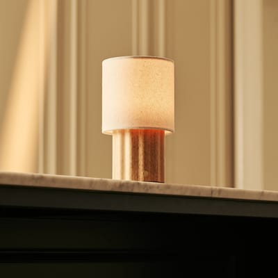 Tavellio Jacqueline Oplaadbare Tafellamp – H20 – Hout en linnen – Lichtbruin