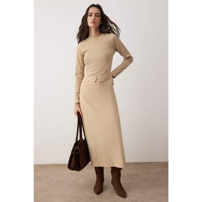 Damesjurken in bruin, effen kleur, maxi-model, lange casual skaterstijl, bescheiden model