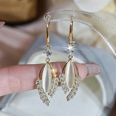 Atic afslankende magnetische oorbellen voor vrouwen met sprankelende strass steentjes en kwartssteen. black