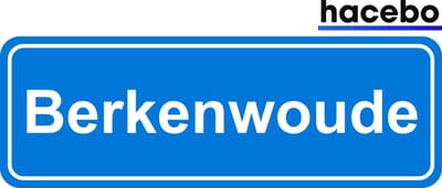 Hacebo - Plaatsnaam Sticker - 29x10 CM - Berkenwoude sticker - Verkeersborden sticker - grappige cadeaus - Berkenwoude