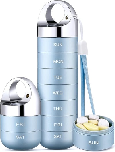 Metaal Reizen Pillen Pillendoosje - Draagbare Waterdichte Wekelijkse Pillendoos - Grote Aluminium Legering Pillenhouder - voor Vitaminen/Visolie/Supplementen - lichtblauw