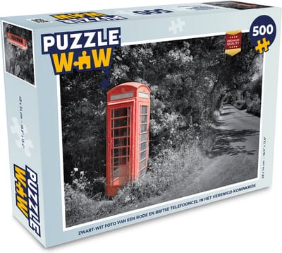 Puzzel Zwart-wit foto van een rode en Britse telefooncel in het Verenigd Koninkrijk - Legpuzzel - Puzzel 500 stukjes
