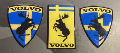 Elandsticker VOLVO - TRIO - ZWEDEN - geel/zwart/blauw - 75 mm