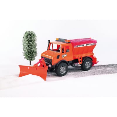 Bruder MB Unimog winter service with Sneeuw plough