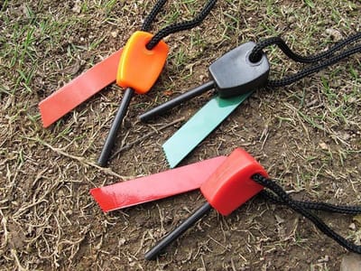 *** Set van 3 Vuurstarters - Inclusief 3 Magnesium sticks - Perfect voor survival avonturen - Scouting Padvinderij - Camping - Avontuur Onderweg - van Heble® ***