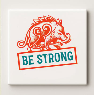 Be Strong Keramische Tegel – 15x15 cm Motiverende Everzwijn Ontwerp Wandtegel – Inspirerend Cadeau voor Kracht & Huisdecoratie