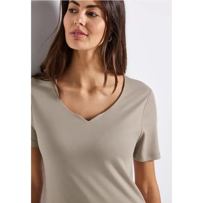Shirt met hartvormige halslijn