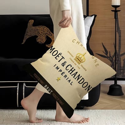 Merk M-Moet C-Chandon Kussen Anime Kussen Bank Bed Hoofdkussenhoes Kussenhoes 45x45 cm Mode 30x30cm
