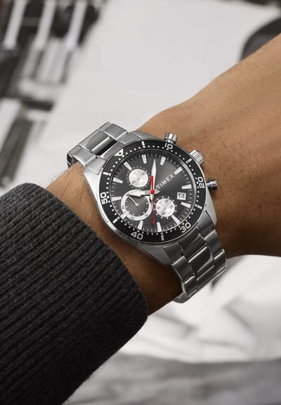 Timex Ridgefield Chronograph Quartz Chronograaf Horloge Zilverkleurig En Zwart Kast Gemaakt Van 100% Roestvrij Staal En Een Armband Van 100% Roestvrij Staal 42 TW2Y56900AJ, TW2Y62100AJ