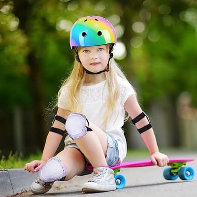 Kinderen Helm Knie Elleboog Polsbeschermers Verstelbare Kniebeschermers Elleboogbeschermers Polsbeschermers Skateboard Helmen voor Scooter Fietsen Rolschaatsen Meisjes, 3-8 Jaar