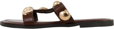 Sandalen om aan te trekken