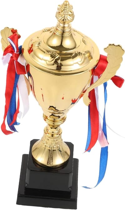 Plastic Trofee - Prijzen Beker - Wedstrijd Belonen - Symbool van eer - 13 cm hoogte - Goud