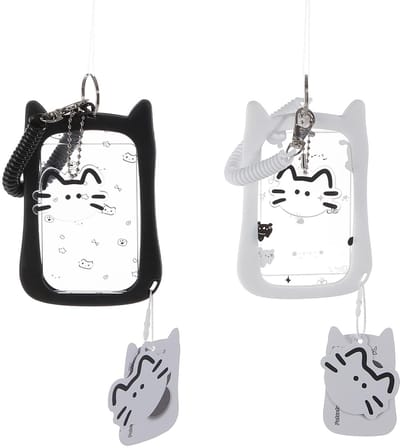 Dailygoods- Fotokaarthouder 2 stuks - Kawaii Siliconen - Transparante Foto Display - ID Houder - Cartoon Kat Sleutelhanger - Afmetingen 12 x 8,2 cm - Kaarthouder