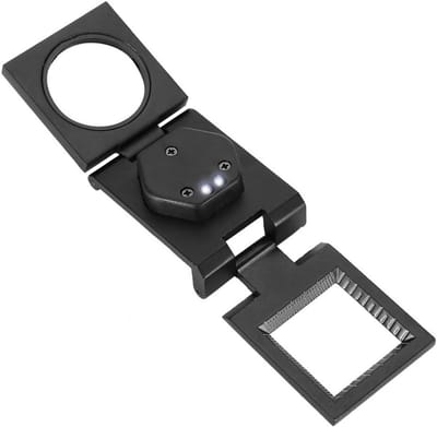 30x Vouwbare Loep – Draagbare Handloep voor Sieraden, Munten en Hobby's – Compact Ontwerp met Ingebouwde LED Verlichting voor Gedetailleerde Inspectie en Lezen