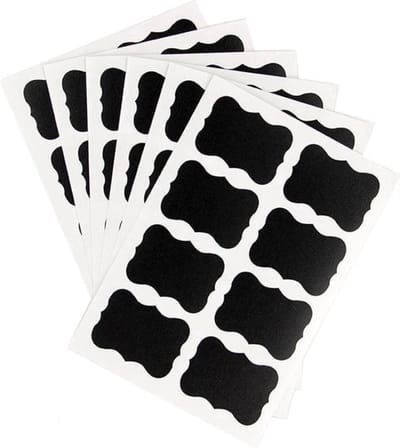 New Age Devi - 32 Krijtbord Stickers Label NU MET STIFT - Krijtbord Etiketten - Labels32 Krijtbord Stickers Label - NU MET STIFT - Krijtbord Etiketten - Labels