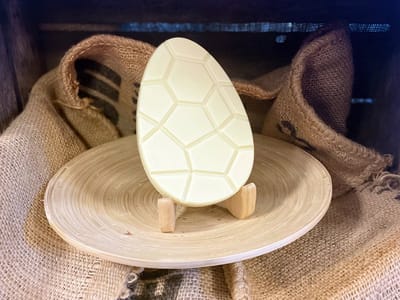 Paastablet | Paasei | Chocolade voor pasen met breeklijnen | Smaak Wit