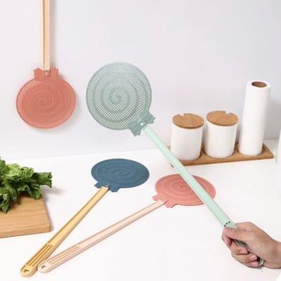 Handmatige Vliegenmepper Voordeelpak - 4 Stuks Kleurrijke Vliegenmeppers met Stevige Handgreep - Flexibele Insectenmepper voor Keuken, Tuin und Camping - Geurloos und Chemievrij (Set van 4)